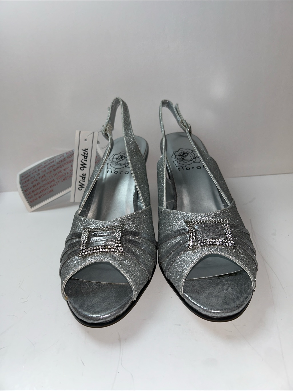 Floral 10 Ww Nadine Women's Wide Width Peep Toe Dress Slingback Shoes In Silver